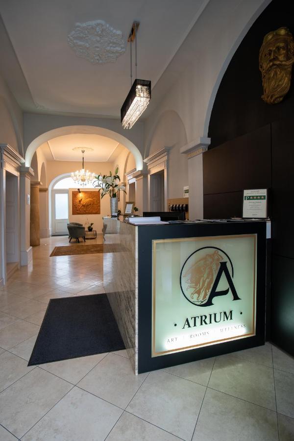 Atrium Rooms & Cafe Sopron Ngoại thất bức ảnh