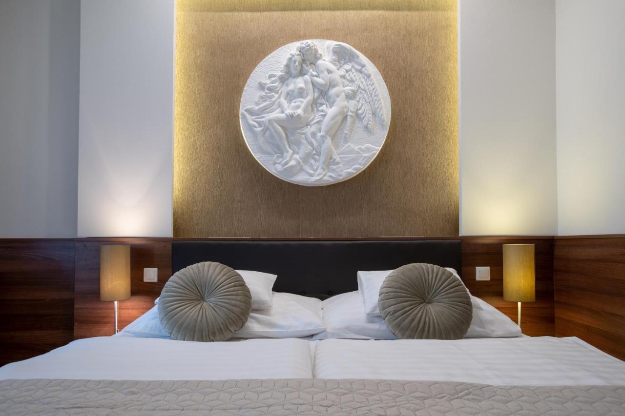 Atrium Rooms & Cafe Sopron Ngoại thất bức ảnh